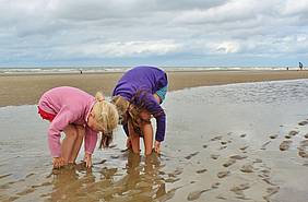 Kinder am Strand