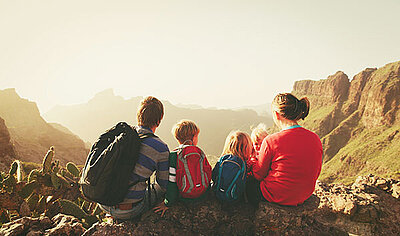 Familie im Wanderurlaub