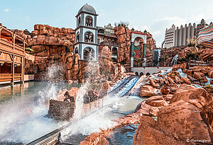 Wasserbahn im Phantasialand in der Themenlandschaft Mexiko.